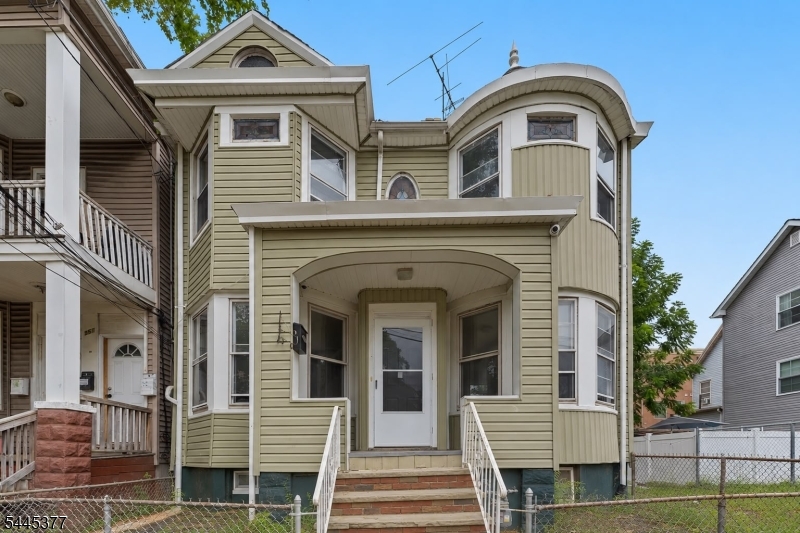 947 William Street Elizabeth, NJ 07201 - Photo 2 of 19