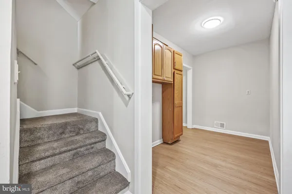 $375,000 | 1 Sussex Street, Ewing, NJ 08618
