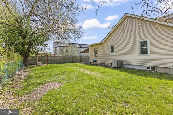 $375,000 | 1 Sussex Street, Ewing, NJ 08618