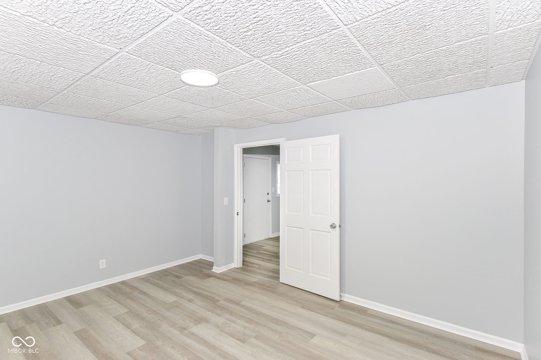2625 Sickle Road Indianapolis, IN 46219 - Photo 15 of 29 Gallery Image 15