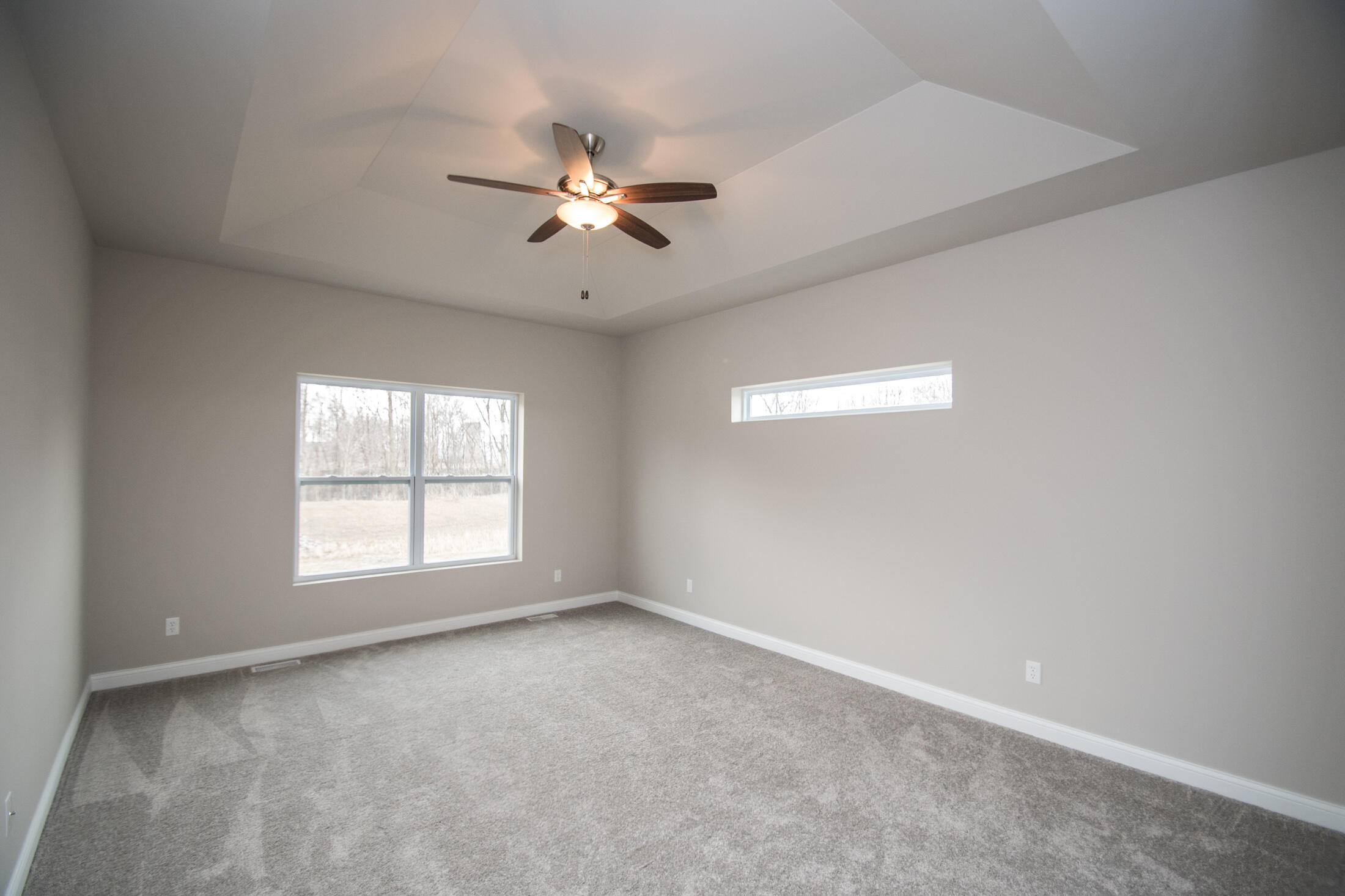 1752 Forest Ridge Drive Valparaiso, IN 46385 - Photo 12 of 21 2200x1467