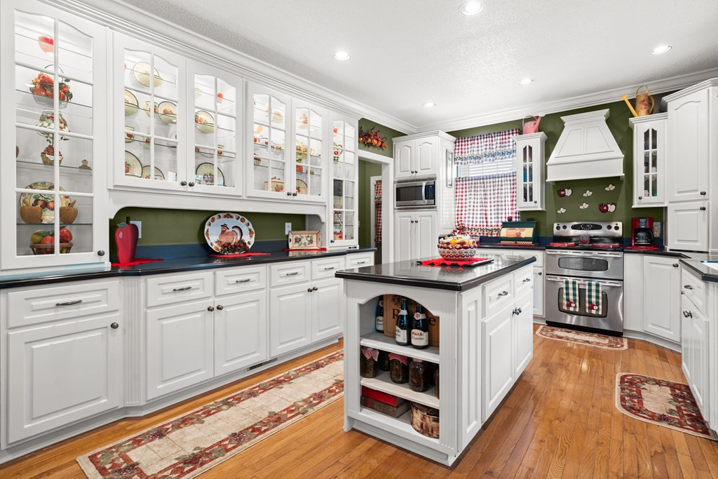 668 Firetower Road Neeses, SC 29107 - Photo 13 of 30 Kitchen