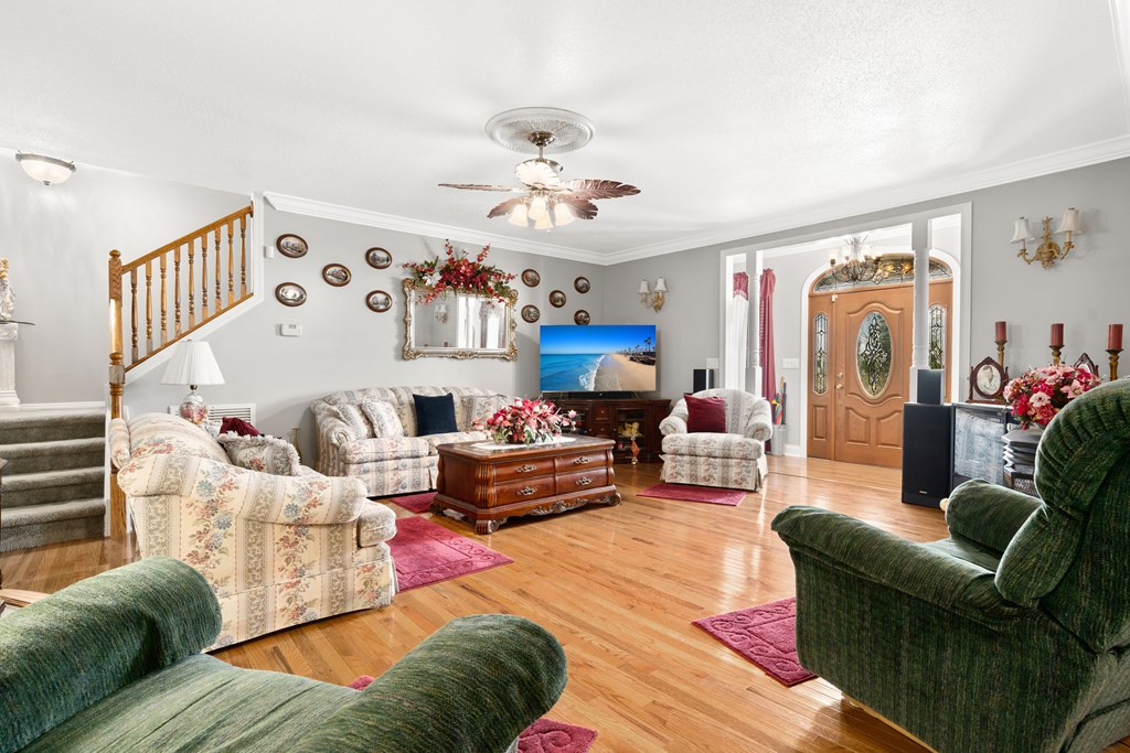 668 Firetower Road Neeses, SC 29107 - Photo 8 of 30 Family room