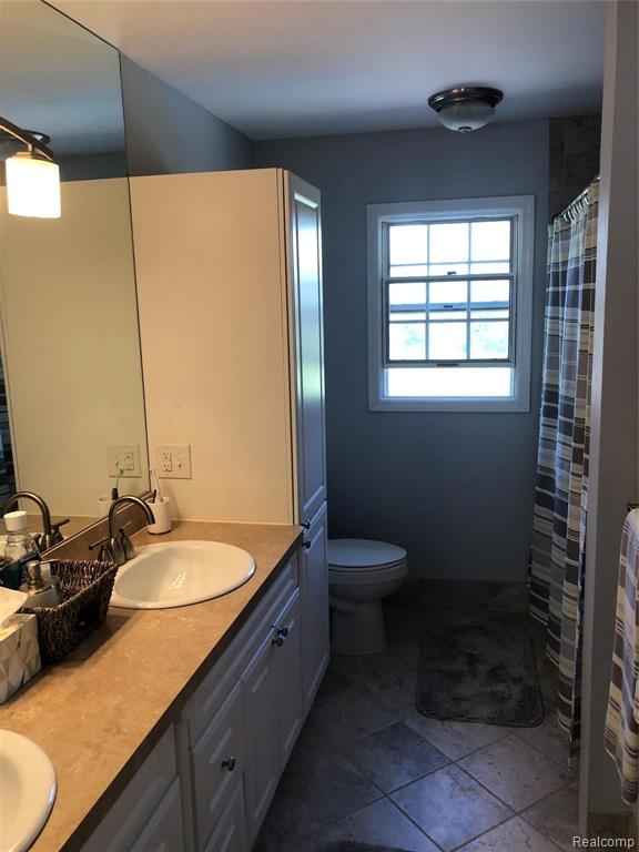 3439 Vardon Drive Rochester Hills, MI 48307 - Photo 16 of 21