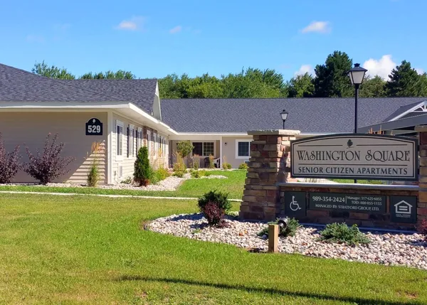 $585 | 529 East 2nd Street, Perry, MI 48872