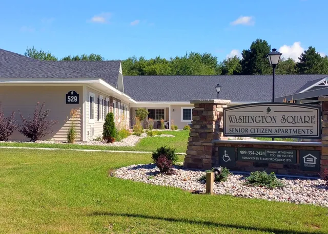 $585 | 529 East 2nd Street, Perry, MI 48872