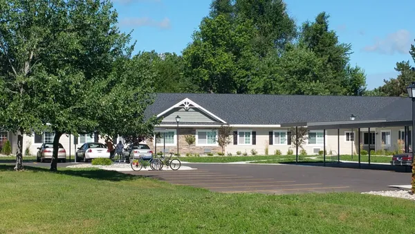 $585 | 529 East 2nd Street, Perry, MI 48872