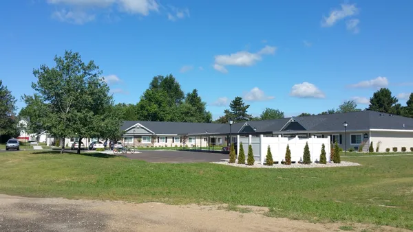 $585 | 529 East 2nd Street, Perry, MI 48872