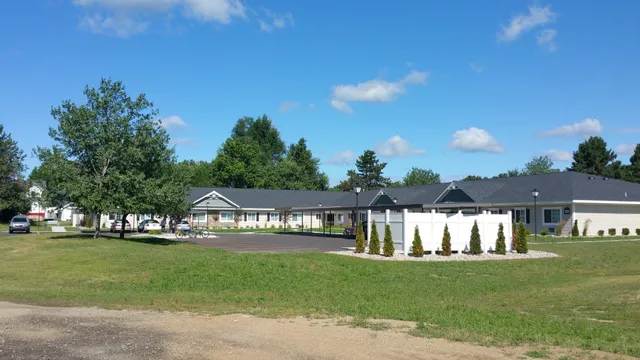 $585 | 529 East 2nd Street, Perry, MI 48872