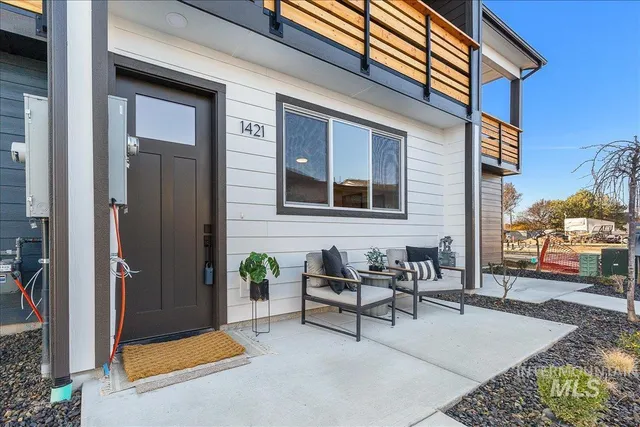 $349,900 | 1439 North Bluffs Ridge Lane, Boise, ID 83704