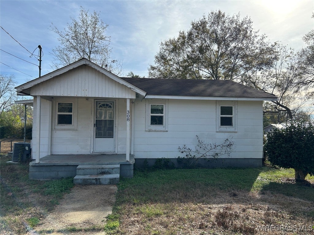 308 Sanders Street Enterprise, AL 36330 - Photo 1 of 9 Gallery Image 1