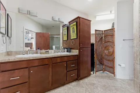 $575,000 | 205 31st Avenue North, Unit 305, Nashville, TN 37203