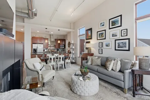 $575,000 | 205 31st Avenue North, Unit 305, Nashville, TN 37203