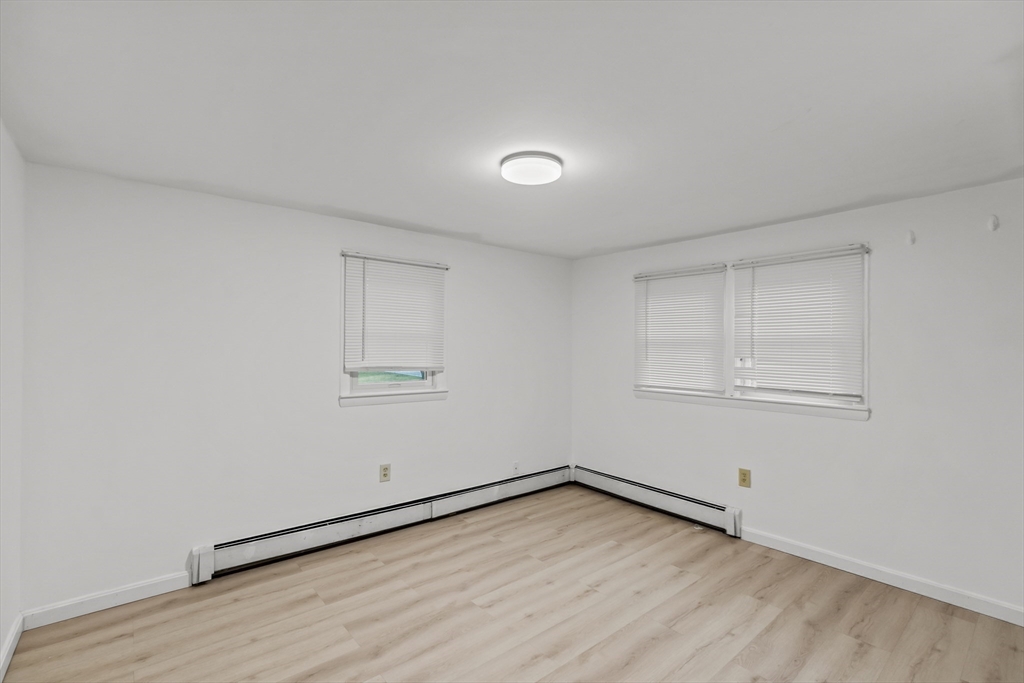 323 Flagg Street, Unit 2 Bridgewater, MA 02324 - Photo 18 of 24