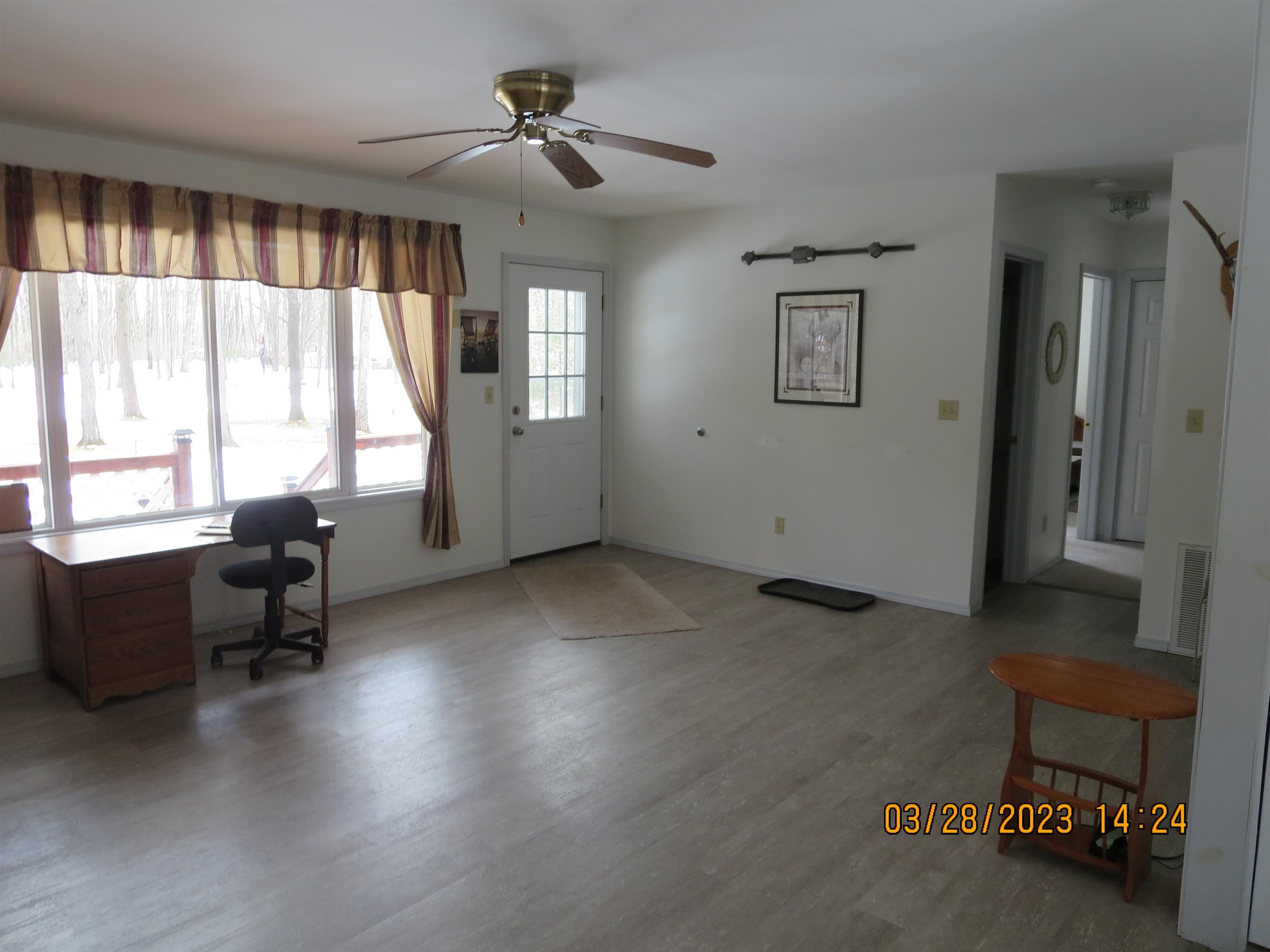 2582 Birch Road Harrison, MI 48625 - Photo 5 of 26 Gallery Image 5