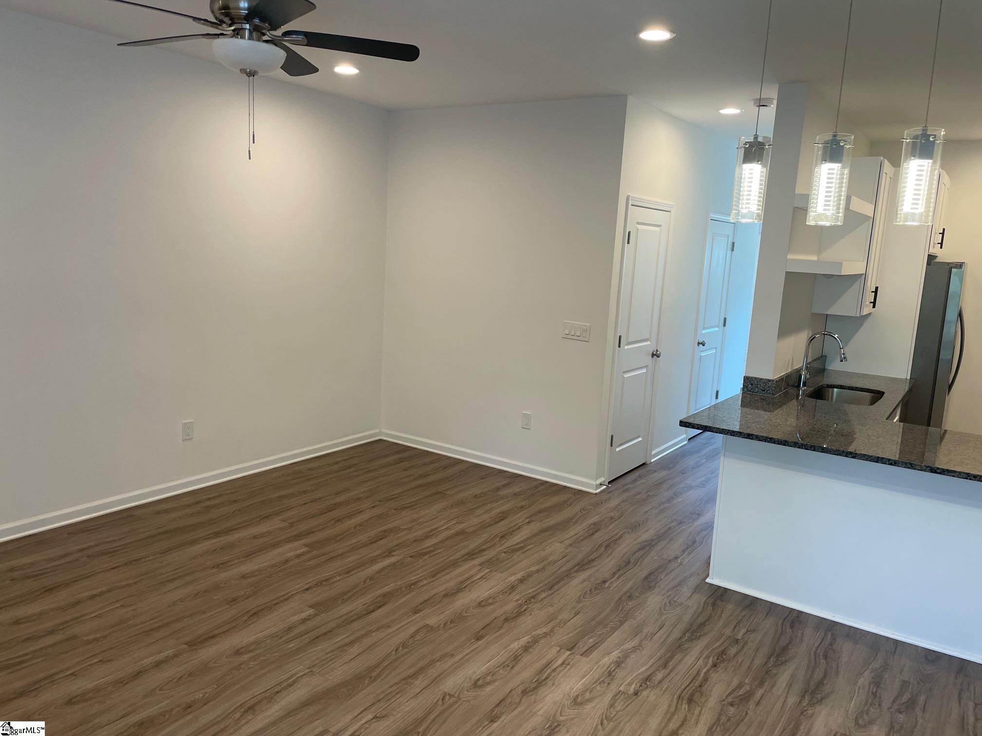 705a West Parker Road Greenville, SC 29611 - Photo 8 of 19