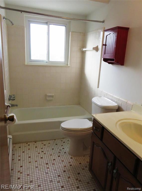 15219 East 9 Mile Road, Unit 8A Eastpointe, MI 48021 - Photo 6 of 8