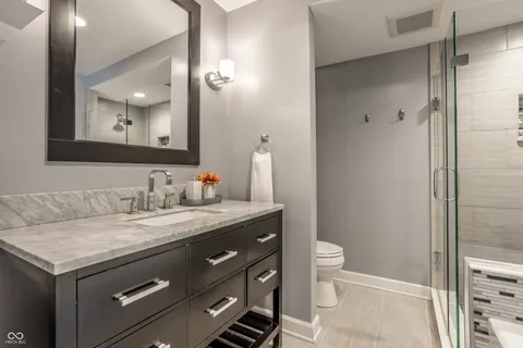 $500,000 | 6930 Oak Lane, Indianapolis, IN 46220