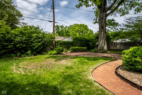 $500,000 | 6930 Oak Lane, Indianapolis, IN 46220