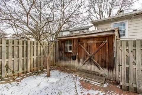 $550,000 | 6930 Oak Lane, Indianapolis, IN 46220