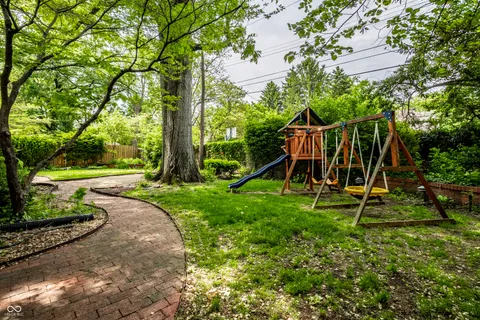$500,000 | 6930 Oak Lane, Indianapolis, IN 46220