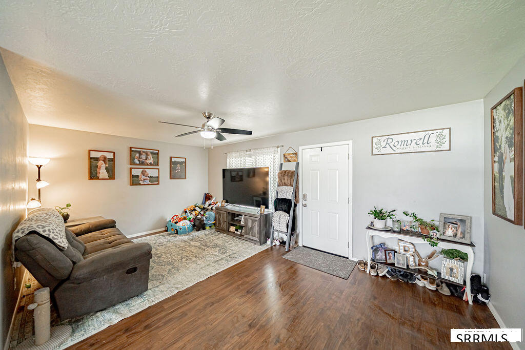 3893 Ash Lane Rigby, ID 83442 - Photo 4 of 40 Gallery Image 4
