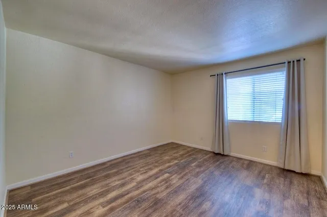 $1,100 | 740 West Elm Street, Unit 214, Phoenix, AZ 85013