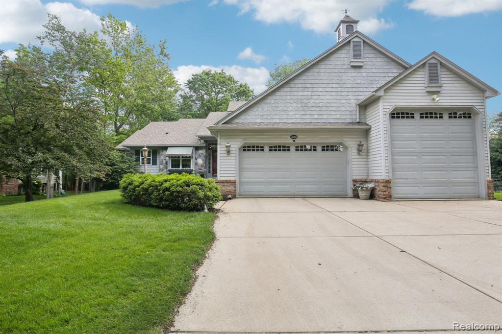 7680 Allen Road Clarkston, MI 48348 - Photo 2 of 44