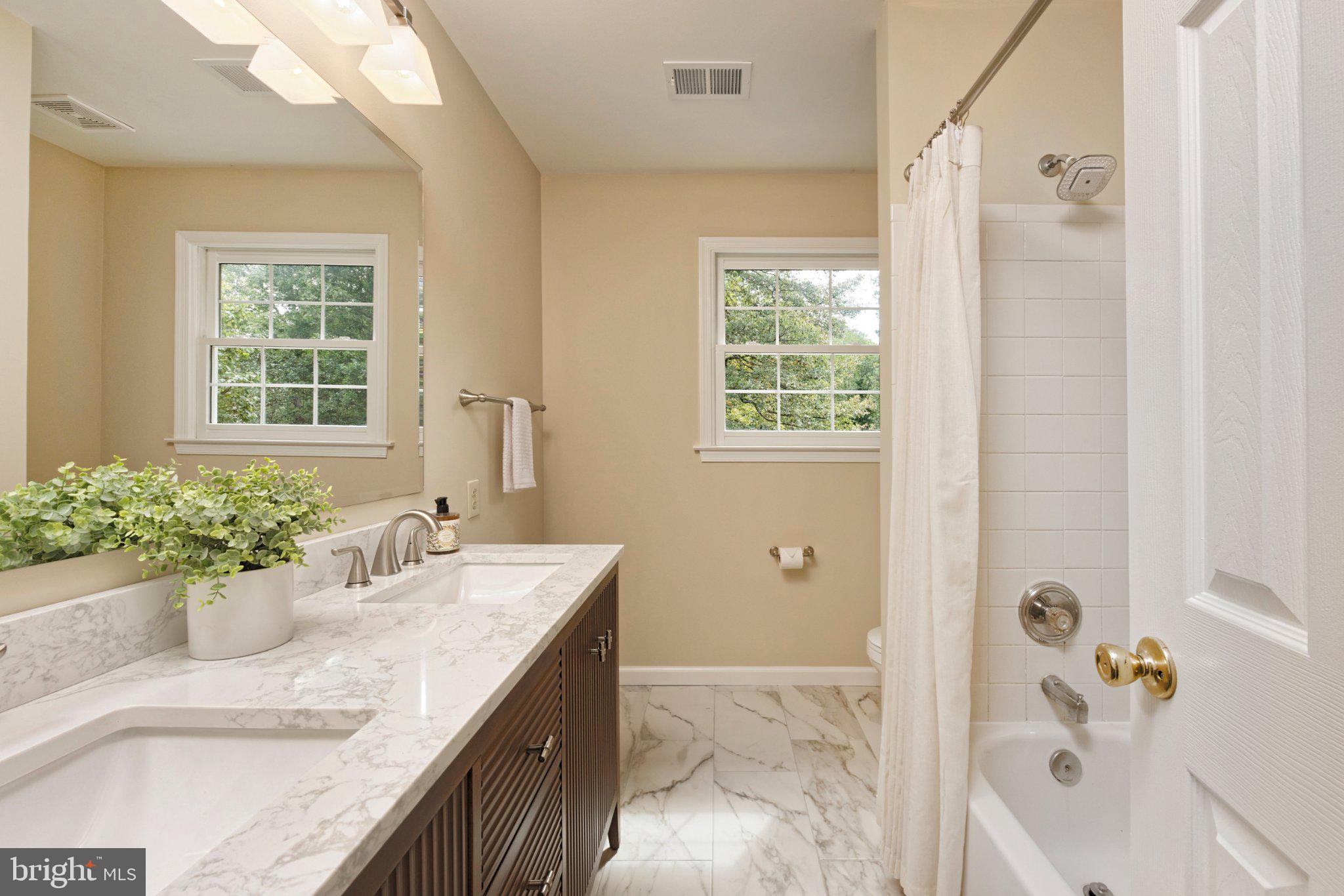 5901 Moore Road Marshall, VA 20115 - Photo 28 of 47 Shared hall bathroom has new ceramic tile floors