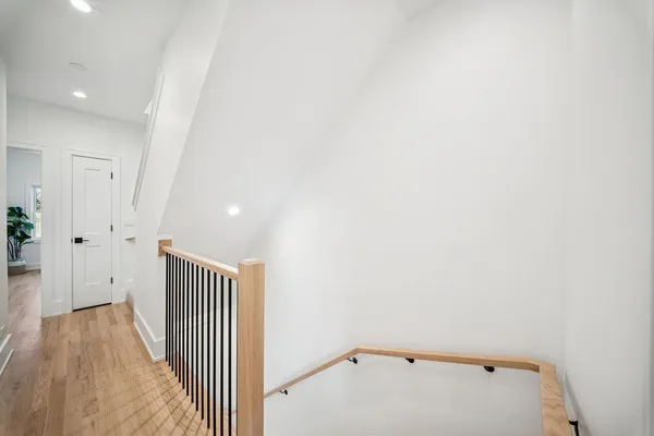 $839,000 | 706 East 41st Street, Chicago, IL 60653