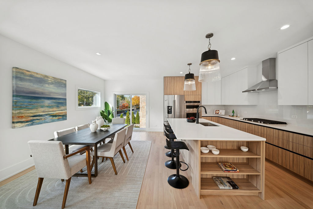 706 East 41st Street Chicago, IL 60653 - Photo 9 of 35