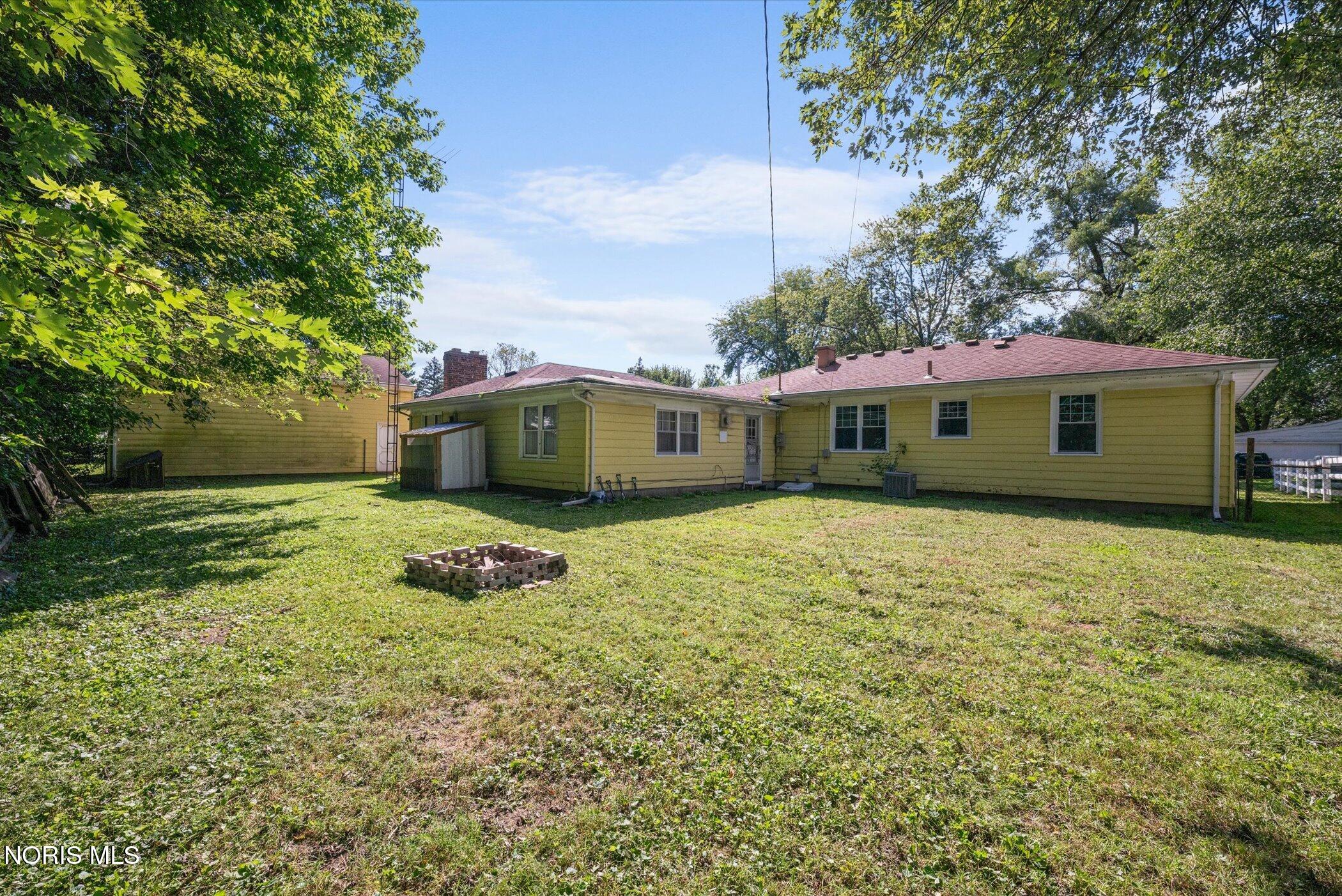 1924 Brancaster Road Toledo, OH 43615 - Photo 31 of 32 Gallery Image 31