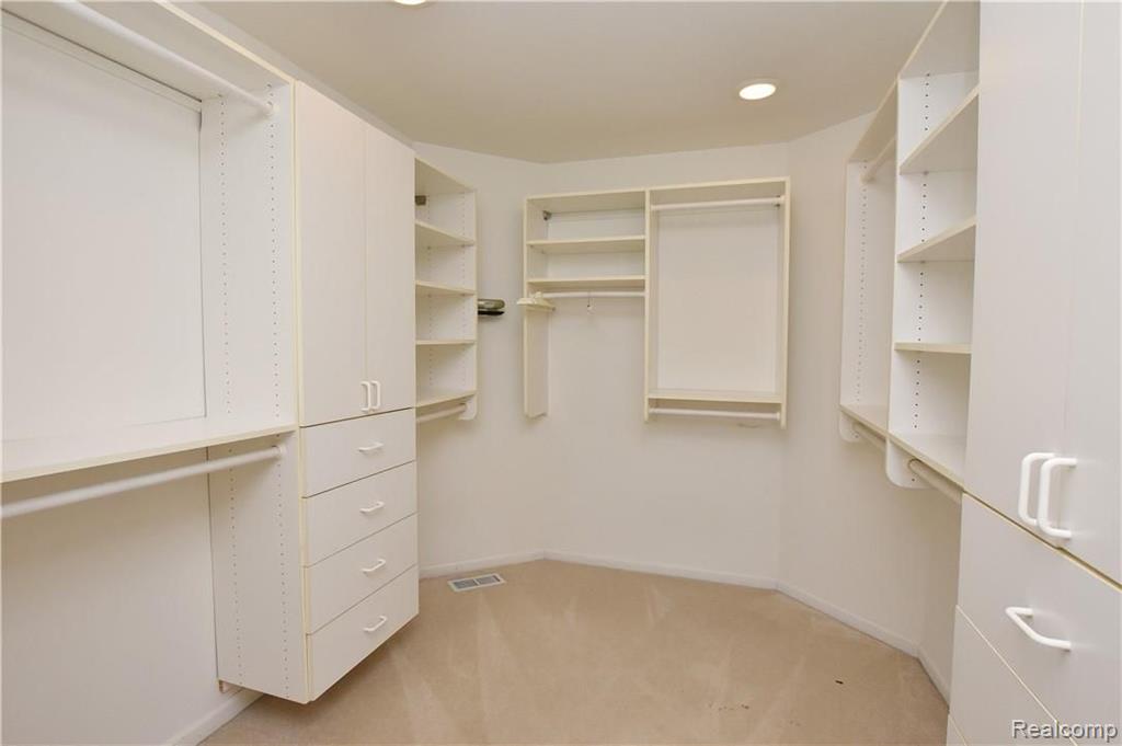 3375 Henley Court Rochester Hills, MI 48309 - Photo 24 of 31