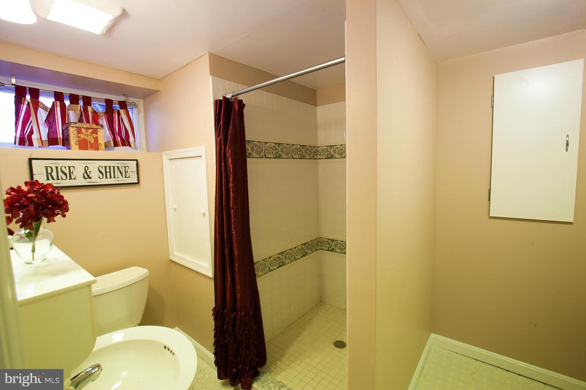 628 Anneslie Road Baltimore, MD 21212 - Photo 23 of 30 Bath