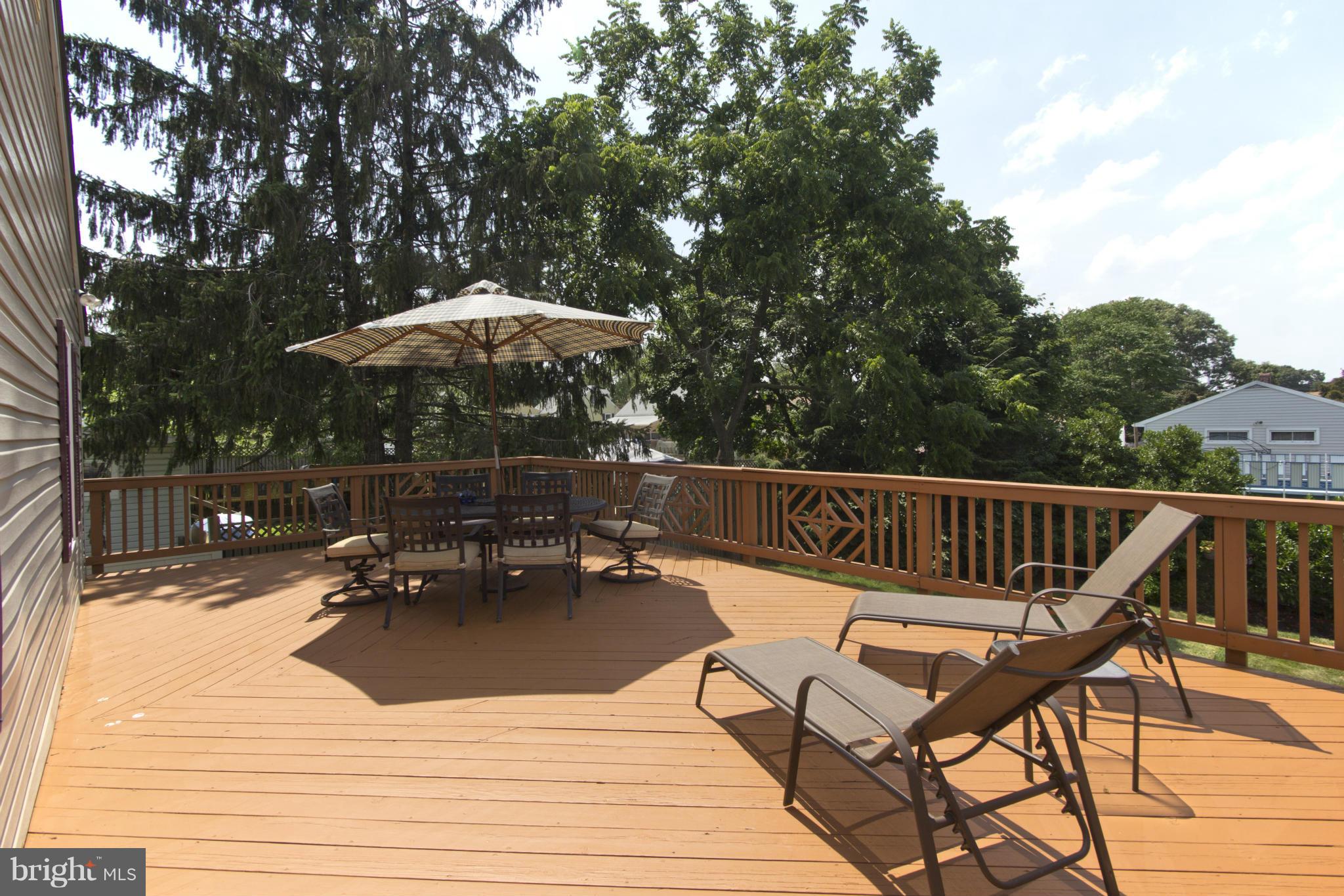 226 Arundel Road Pasadena, MD 21122 - Photo 17 of 30 More Views of the Deck