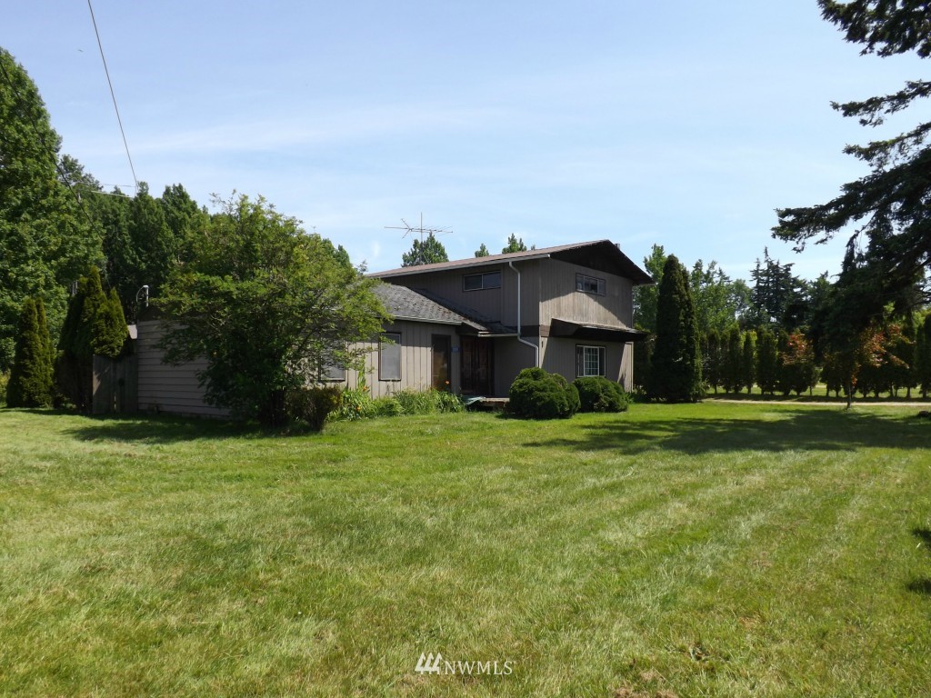 12891 Satterlee Road Anacortes, WA 98221 - Photo 3 of 14 Gallery Image 3
