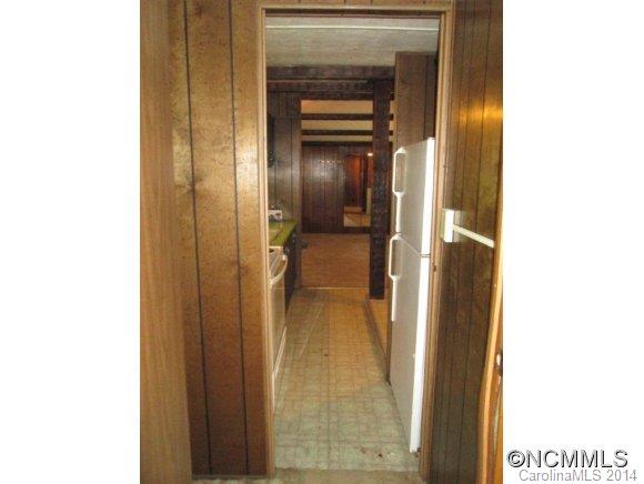 2 Charlie Riddle Lane Swannanoa, NC 28778 - Photo 18 of 24 Gallery Image 18