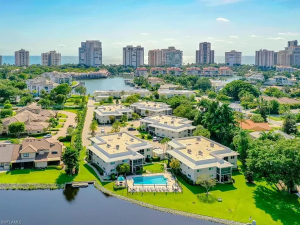 $8,900 | 4180 Crayton Road, Unit E7, Naples, FL 34103