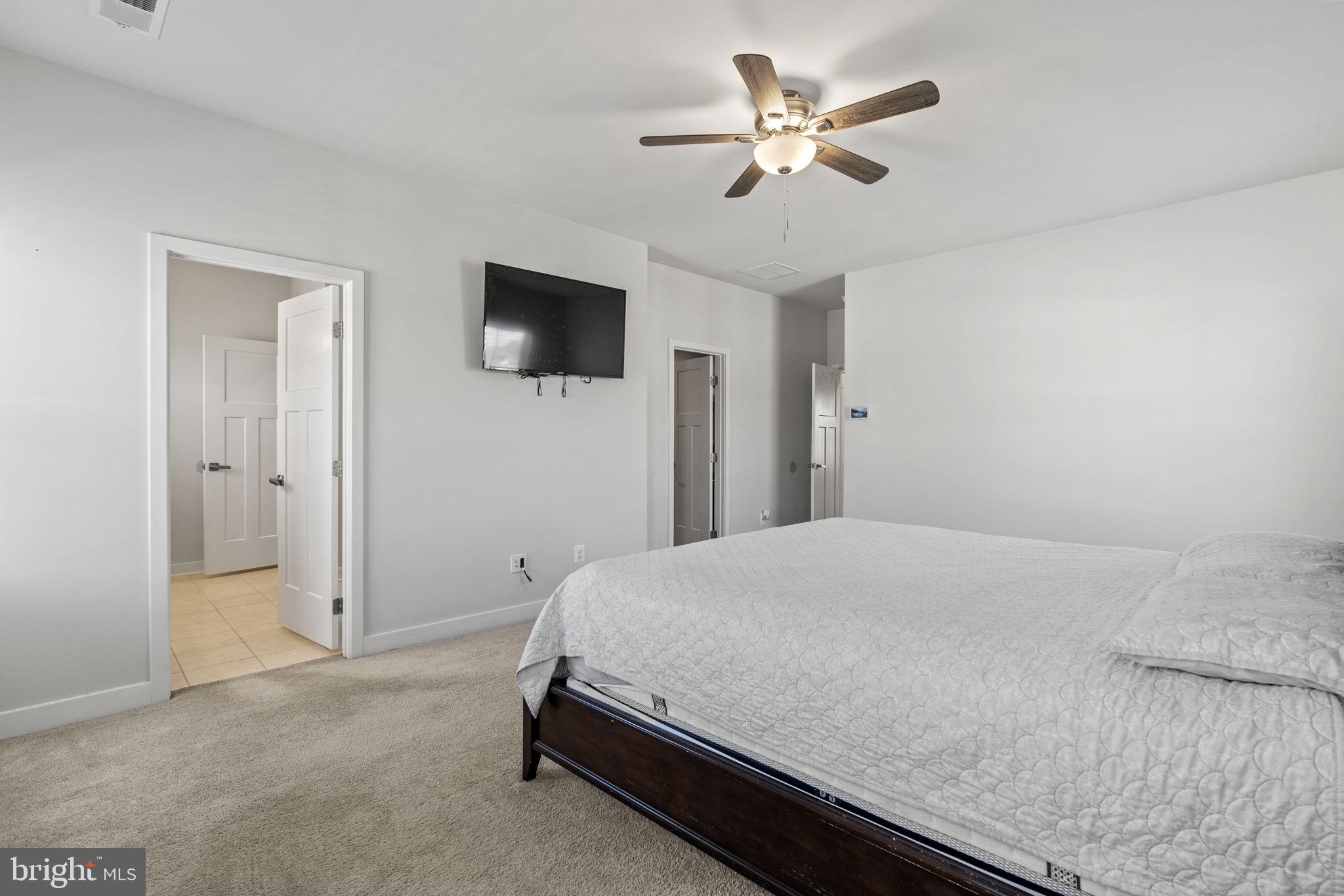 2010 Serviceberry Road Dumfries, VA 22026 - Photo 15 of 39 Gallery Image 15