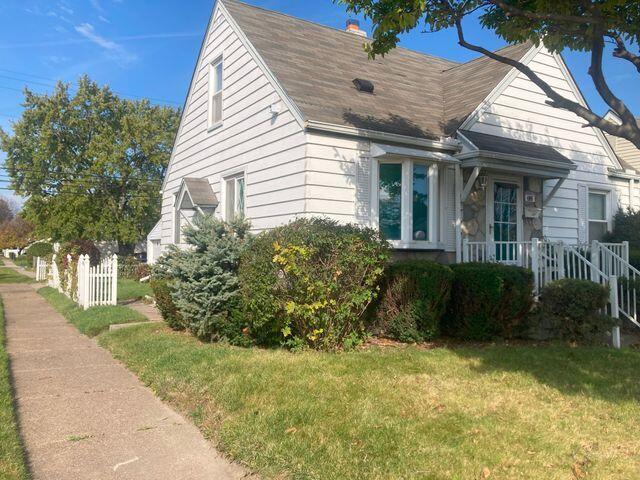 332 Campbell Street River Rouge, MI 48218 - Photo 2 of 29 10028309757-IMG_1991