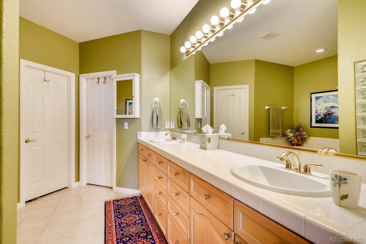 9880 Firestone Circle Lone Tree, CO 80124 - Photo 13 of 23