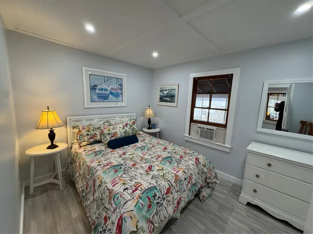 $4,285 | 21 N Walk, Riverhead, NY 11901