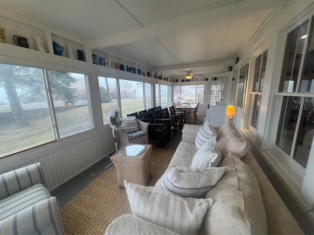 $4,285 | 21 N Walk, Riverhead, NY 11901