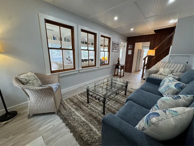 $4,285 | 21 N Walk, Riverhead, NY 11901