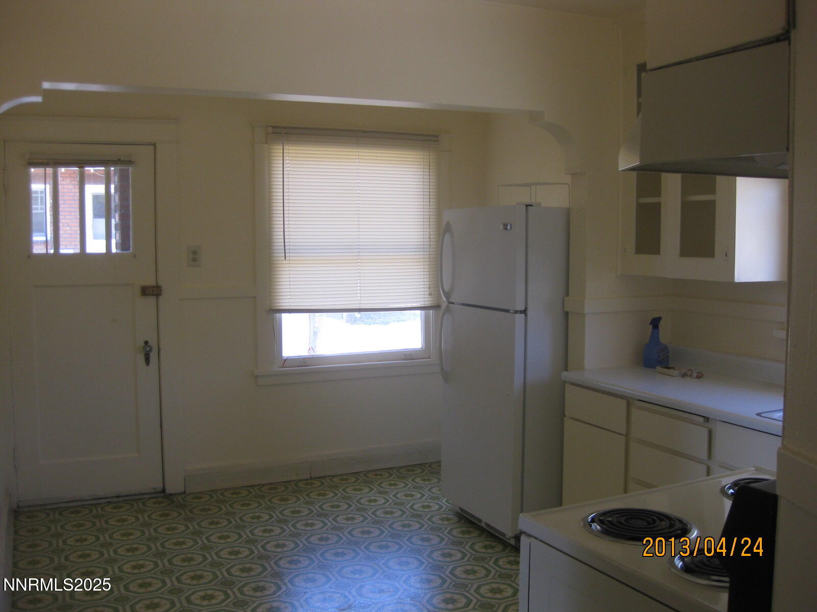 138 Keystone Avenue Reno, NV 89503 - Photo 5 of 8 134 Keystone Ave 007