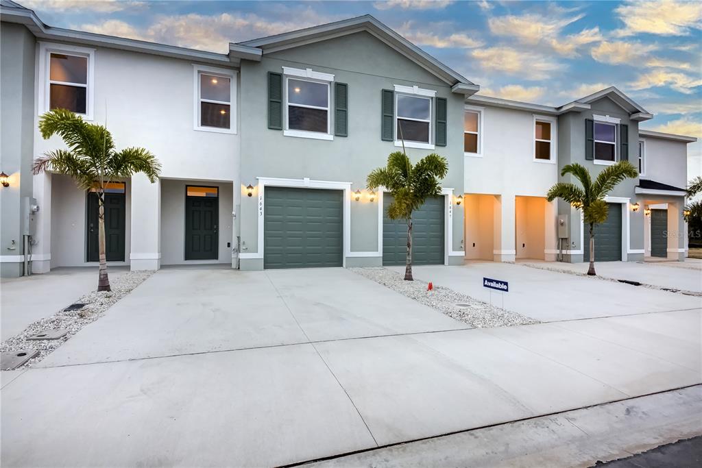 12723 Iris Blossom Road Sarasota, FL 34238 - Photo 3 of 24