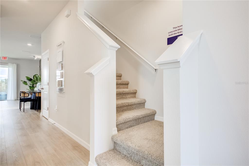 12723 Iris Blossom Road Sarasota, FL 34238 - Photo 4 of 24