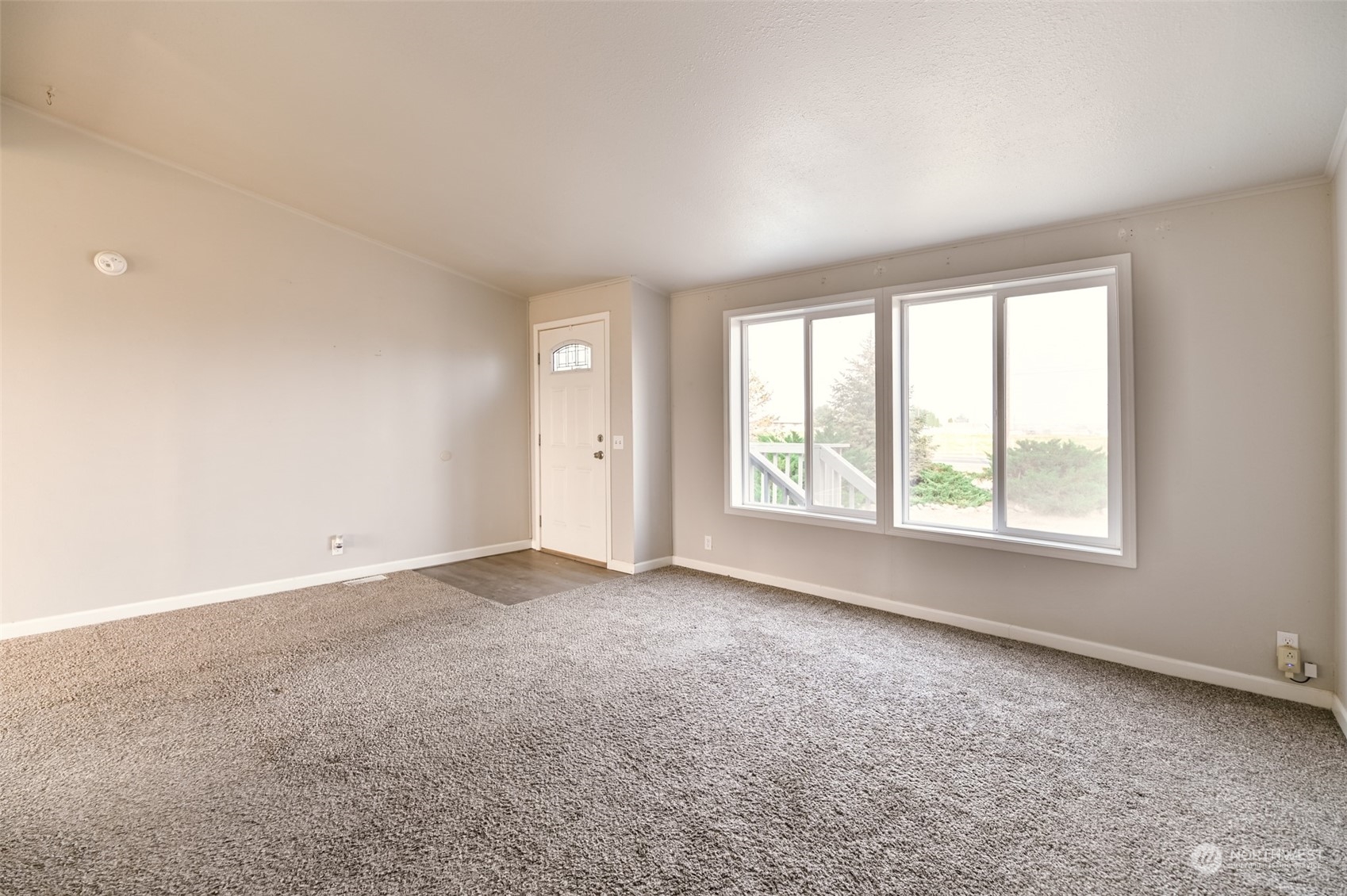 4898 Stratford Road Northeast Moses Lake, WA 98837 - Photo 12 of 40 Gallery Image 12