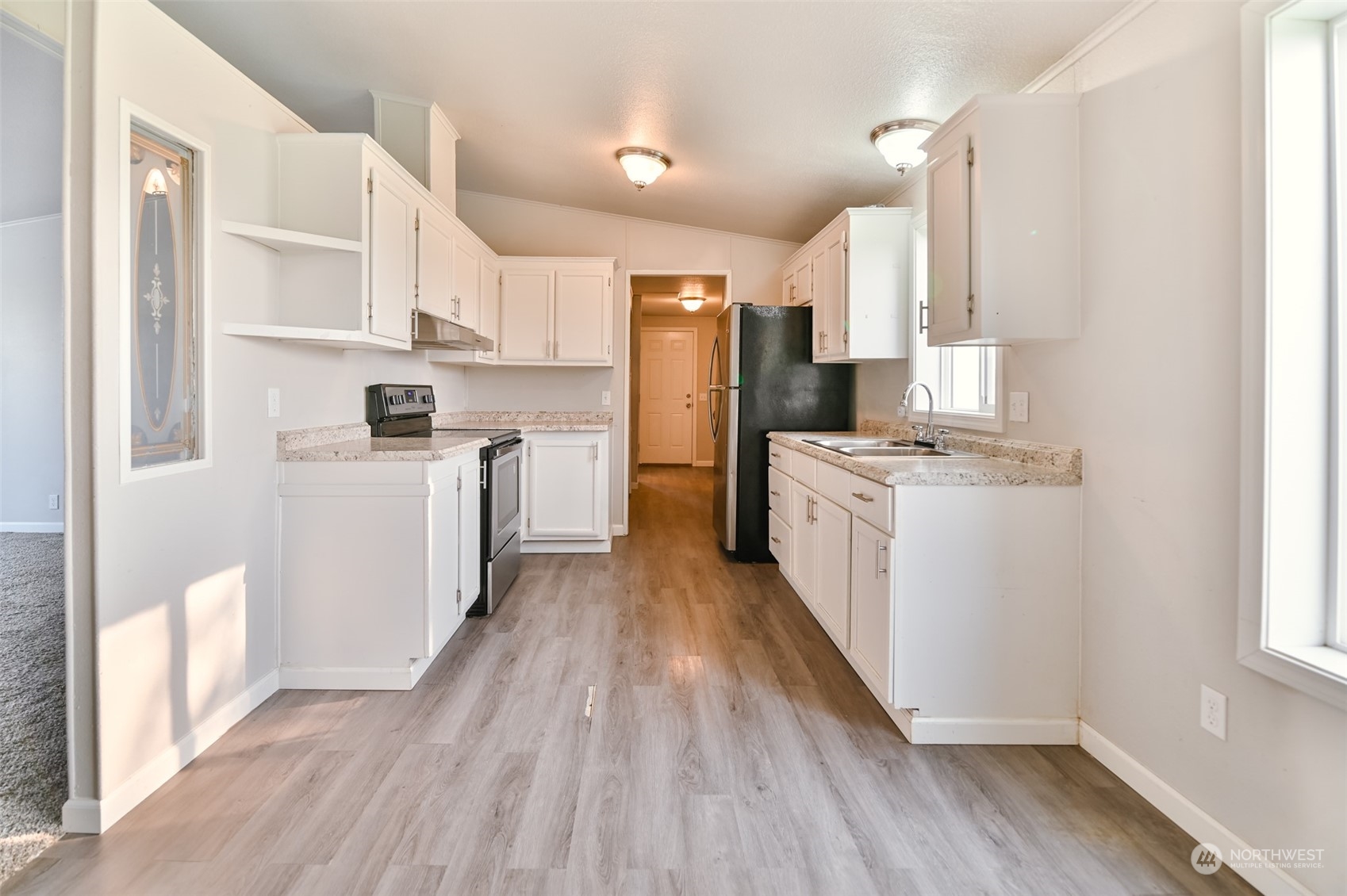 4898 Stratford Road Northeast Moses Lake, WA 98837 - Photo 15 of 40 Gallery Image 15