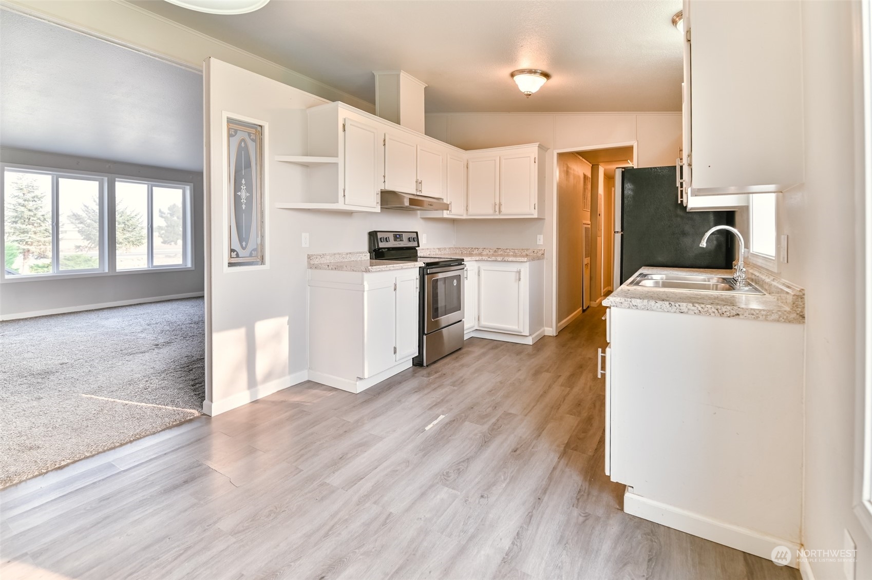 4898 Stratford Road Northeast Moses Lake, WA 98837 - Photo 16 of 40 Gallery Image 16